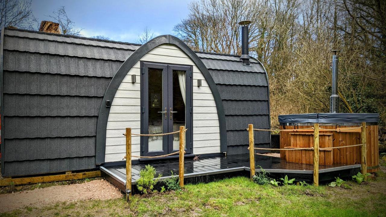 Villa Emlyn'S Coppice - Luxury Woodland Glamping à Holywell  Extérieur photo