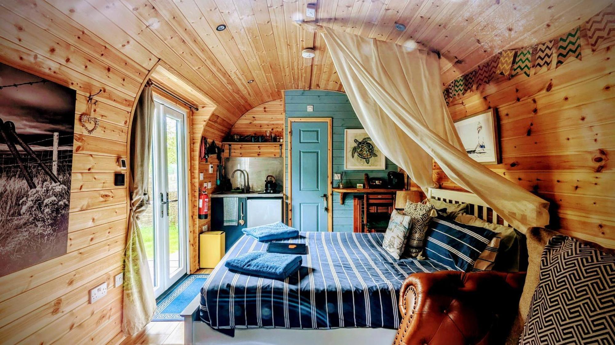 Villa Emlyn'S Coppice - Luxury Woodland Glamping à Holywell  Extérieur photo